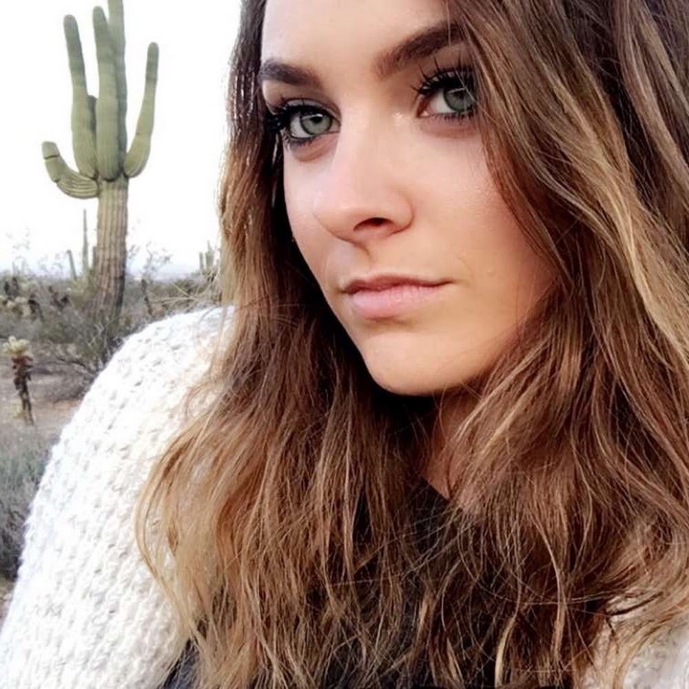 Meet your Posher, Mavis